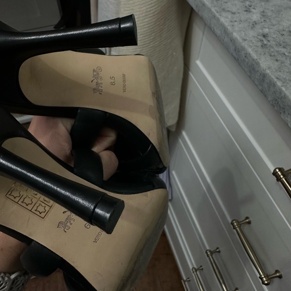 Coach stiletto sandals sz. 6.5 - Picture 6 of 10